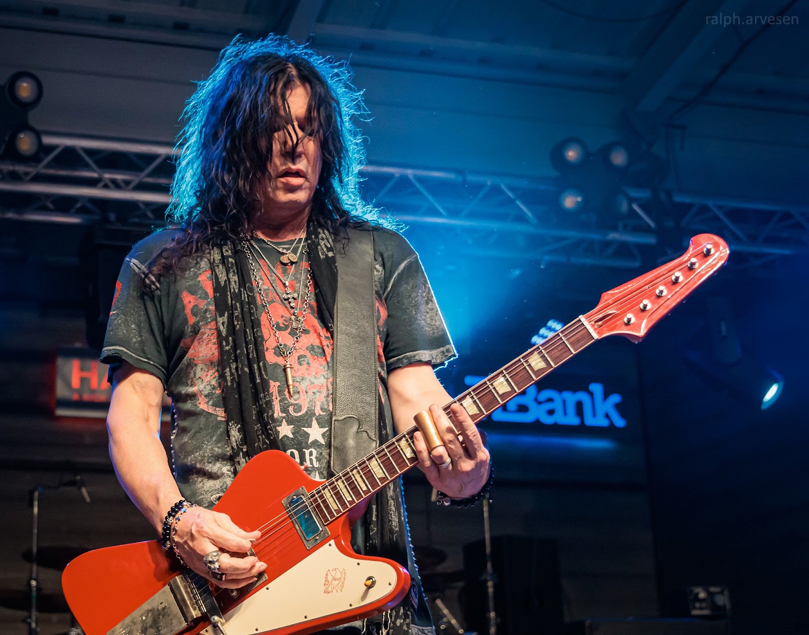 Tom Keifer live performance